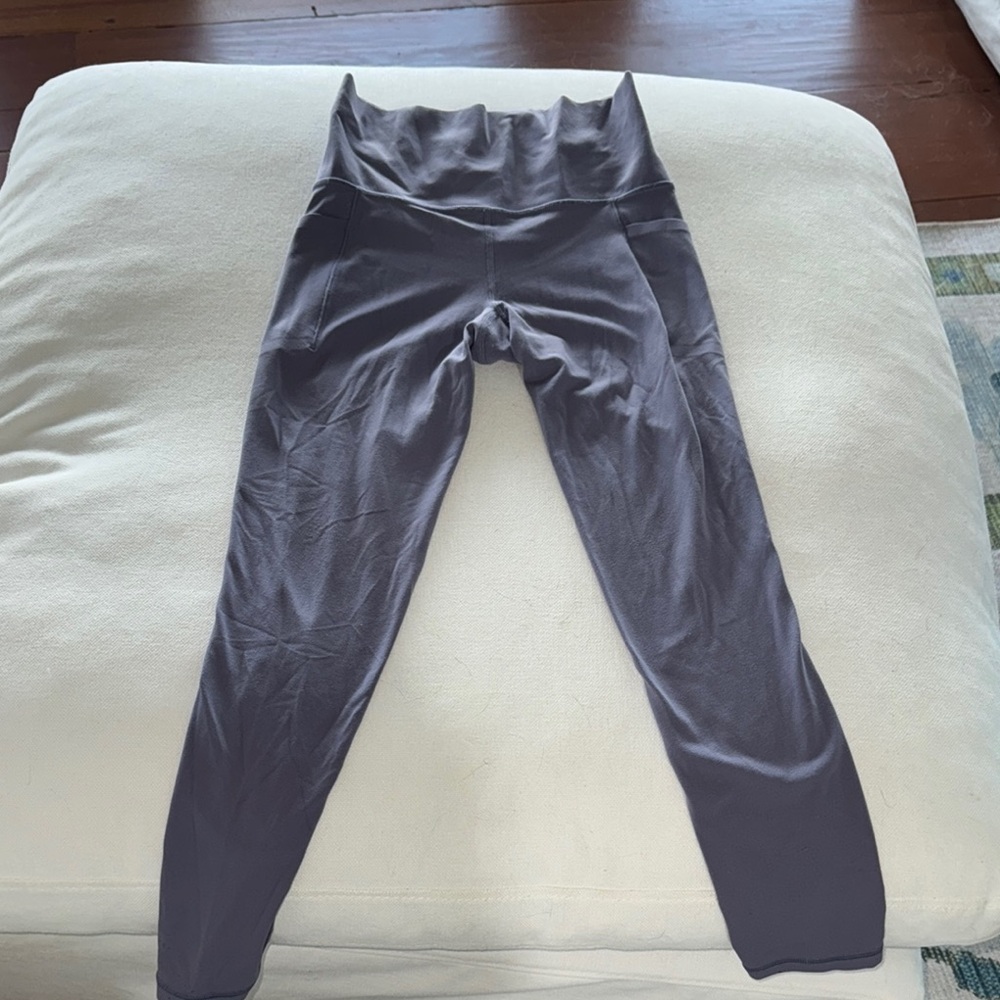 Athleta Purplish/Gray Salutation Stash Pocket 7/8” Tight legging
